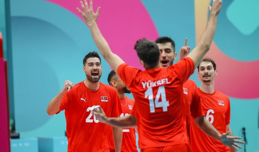 A Milli Erkek Voleybol Takımı, finale yükseldi