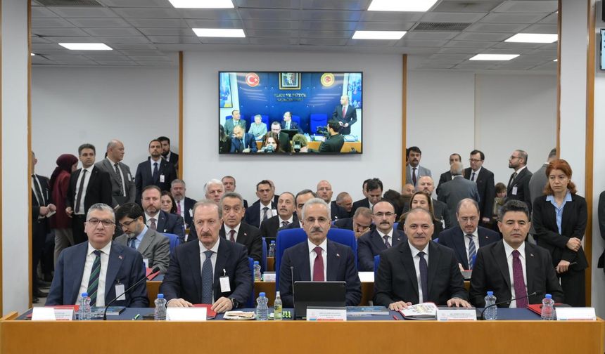 Bakan Uraloğlu: "Toplam yatırım tutarı 189 milyar lira olan 44 projeyi tamamladık"