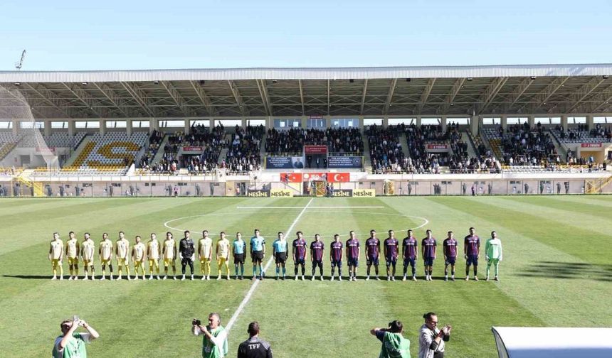 1461 Trabzon FK farklı mağlup oldu