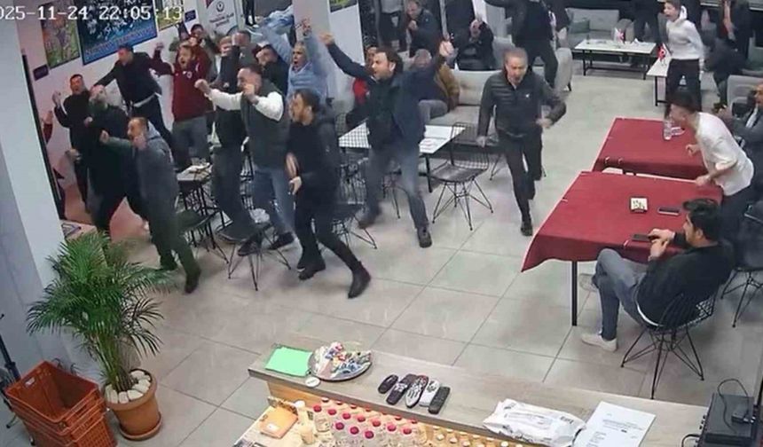 Trabzonspor gol attı taraftarlar böyle coştu