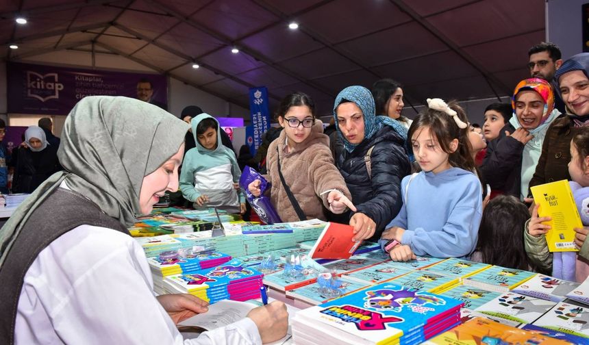 Trabzon'da kitap şöleni başlıyor