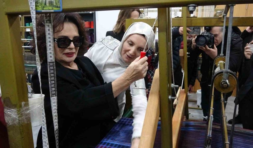 Türk sinemasının usta ismi Hülya Koçyiğit Trabzon'da