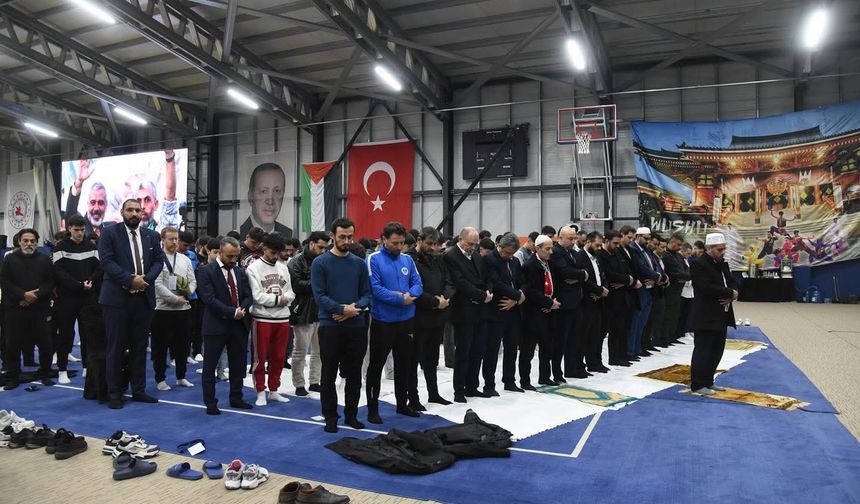 Namaz ile dalga geçenlere karşı yeni akım
