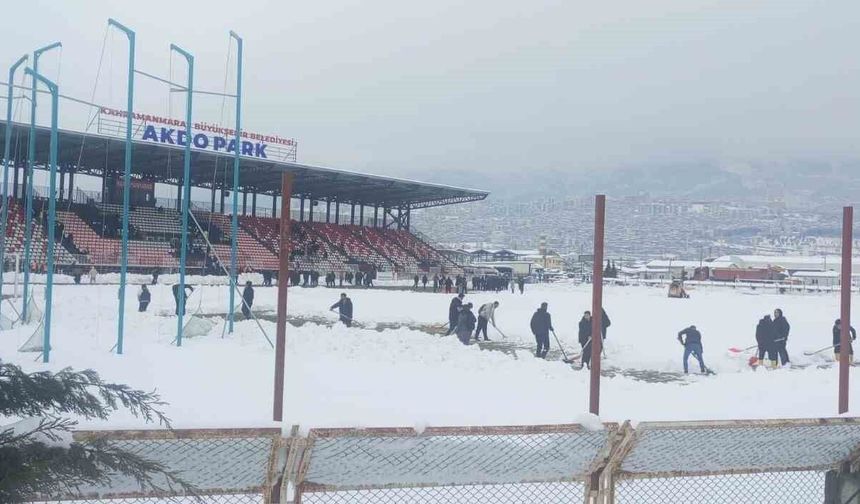 Kahramanmaraş İstiklalspor - 1461 Trabzon FK maçı kar sebebiyle ertelendi