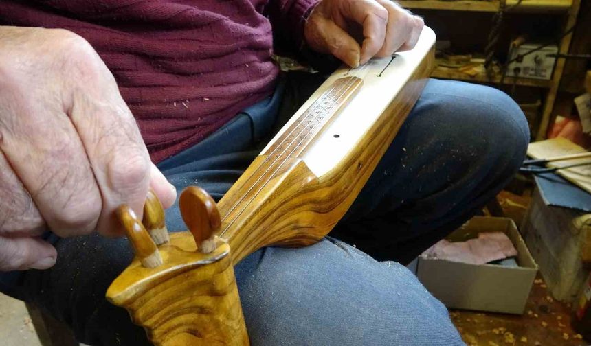 Kemençenin en yaşlı ustalarından