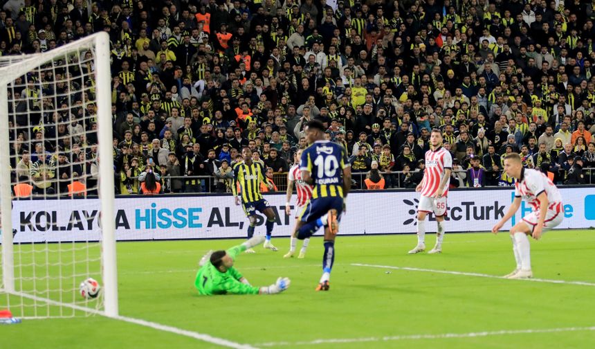 Turkcell Süper Kupa'da finalin adı Galatasaray - Fenerbahçe