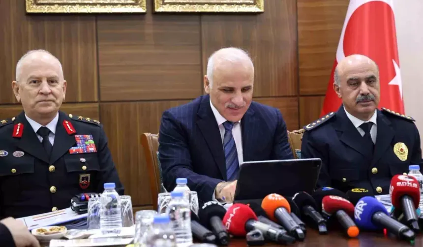 Vali Zorluoğlu,Büyükşehir Belediyesi'ni uyardı