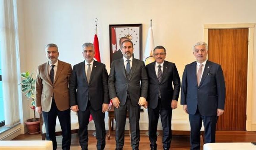 AK Parti Trabzon heyeti, şehrin gündemini masaya yatırdı