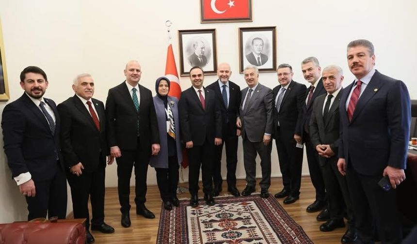 AK Parti Trabzon Teşkilatı’ndan bakanlara ziyaret