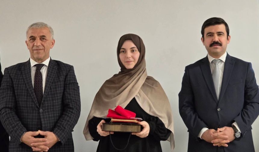 “Genç Nida Kur’an-ı Kerim’i Güzel Okuma ve Hafızlık Yarışması Trabzon İl Finali” programı gerçekleştirildi