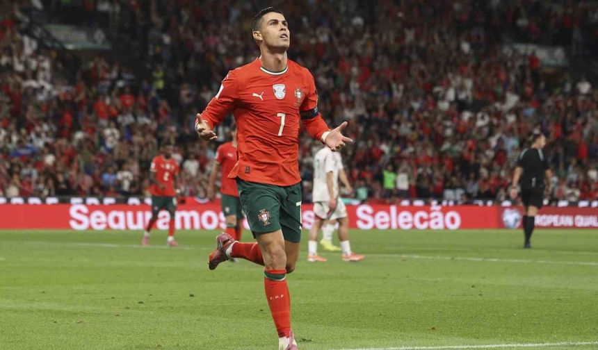 Cristiano Ronaldo, Almeria'nın yüzde 25'lik hissesini satın aldı