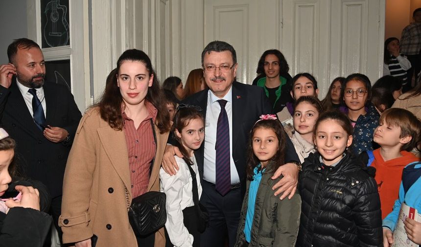 Trabzon'da öğrenciye toplu ulaşımda yüzde 60 indirim