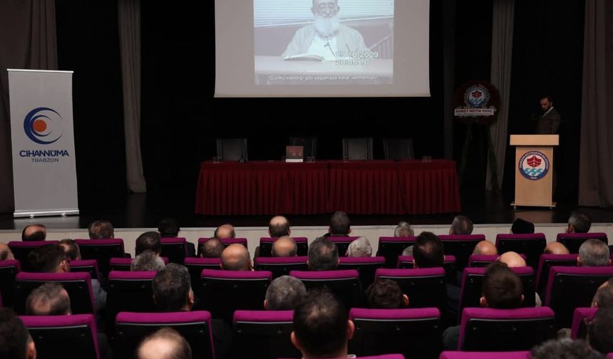 Gümüşhânevî Dergâhı ve Ahmet Yaşar Hocaefendi eseri tanıtıldı