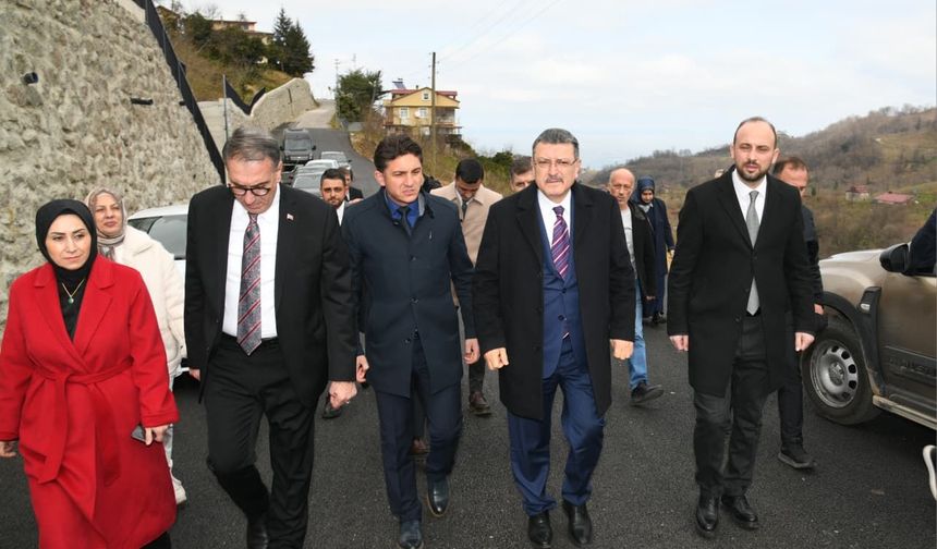 Başkan Genç,Sürmene'de çalışmaları inceledi