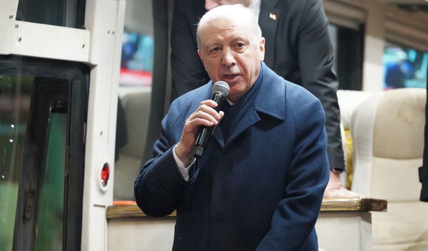 Cumhurbaşkanı Erdoğan, Ramazan Bayramı'nı geçirmek üzere memleketi Rize'ye gitti