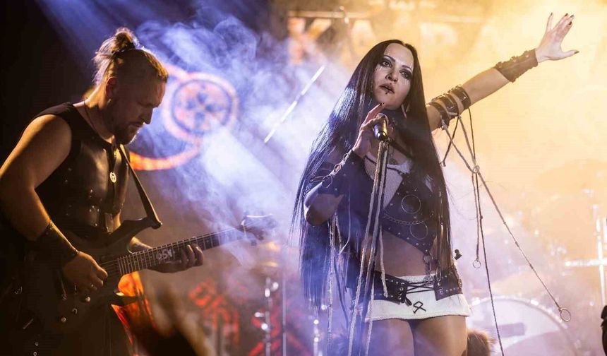 Belaruslu rock grubu KAIRA, Türk enstrümanlarıyla Avrupa'yı fethediyor