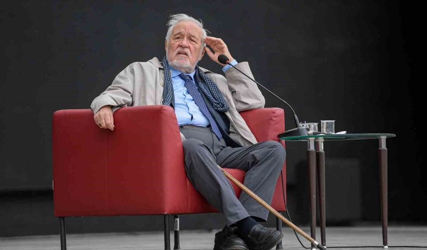 Tarihçi yazar Prof. Dr. İlber Ortaylı vefat etti