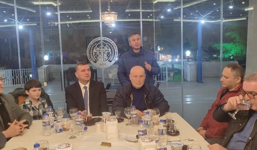 İftar buluşmasında beraberlik örneği