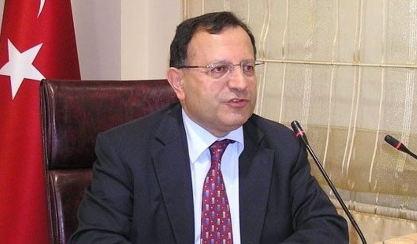 Eski Vali Ulvi Saran’dan “Aileye Ceza” tartışmalarına sosyal medya hesabından paylaştığı mesajla katıldı