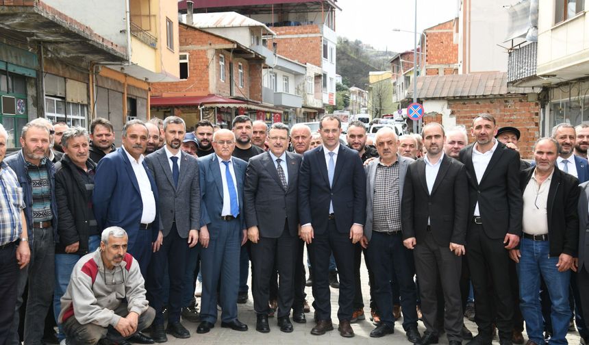 Başkan Genç'ten Işıklar'a otobüs ve altyapı müjdesi