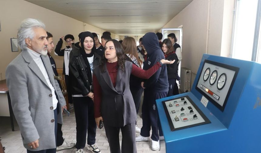 Büyükşehir’den öğrencilere yerinde su arıtma eğitimi