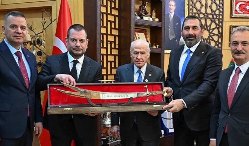 Trabzonspor'da Ertuğrul Doğan'dan MHP Genel Başkanı Devlet Bahçeli'ye ziyaret