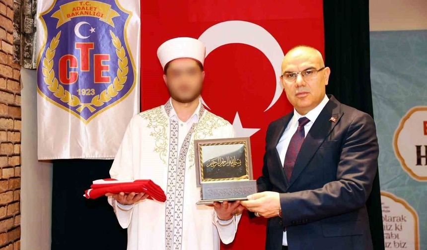 Cezaevinde 4 hükümlü hafız oldu
