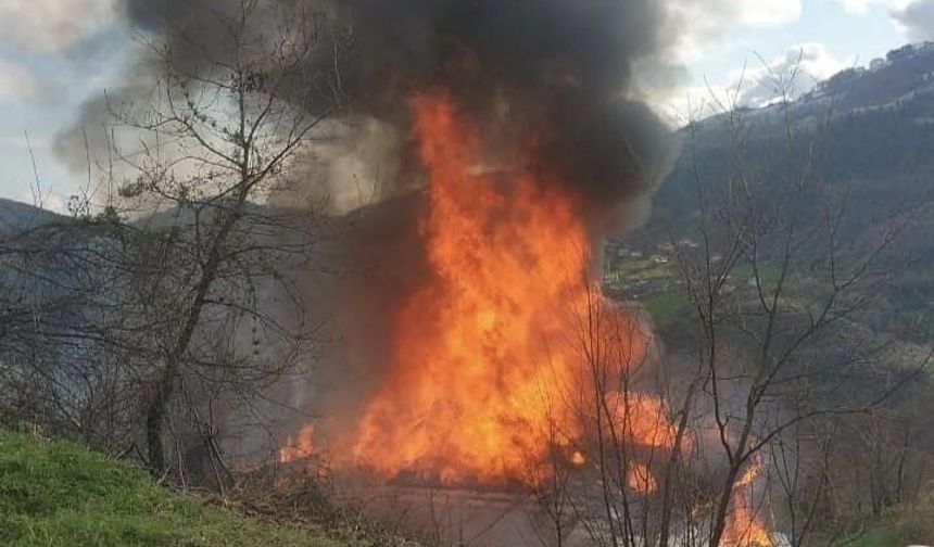 Soba evi yaktı, yaşlı kadın hayatını kaybetti