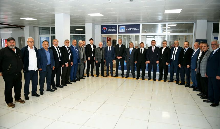 Başkan Yardımcısı Özçilingir,muhtarlarla bayramlaştı