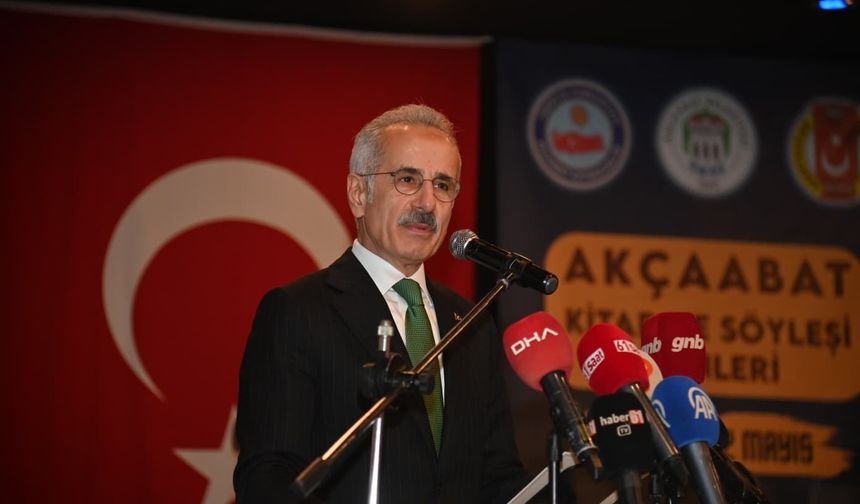 Gençlerin enerjisi Bakan Uraloğlu’nu heyecanlandırdı