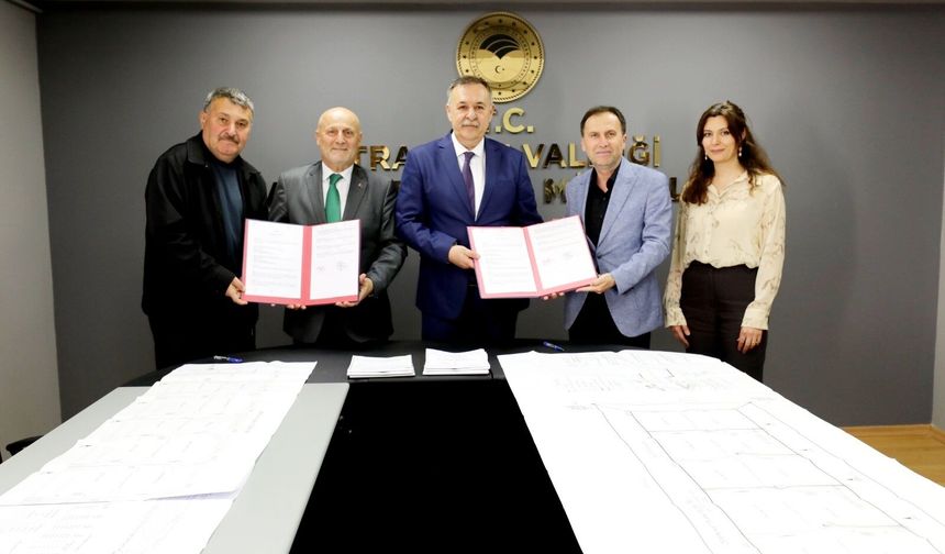 Çarşıbaşı'nda “Balık Satış Noktaları Yapım Projesi” için protokol imzalandı