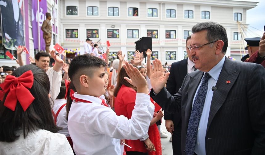 Başkan Genç:En büyük zenginliğimiz çocuklarımız