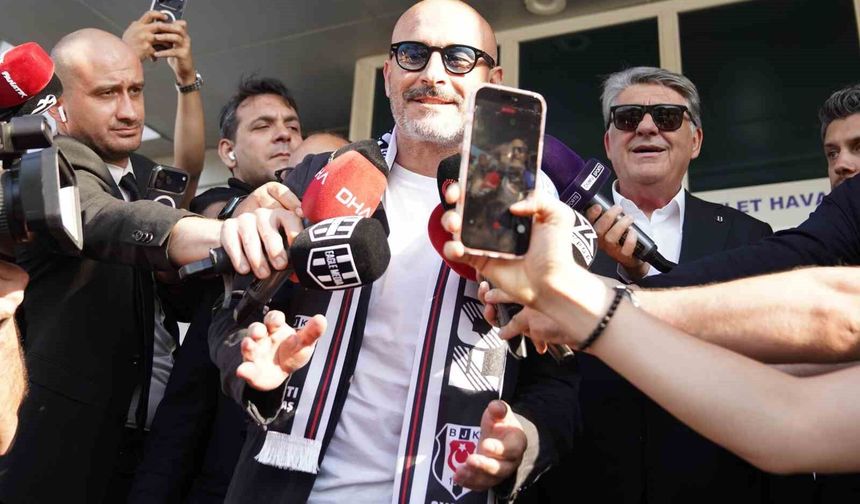 Beşiktaş'ın yeni teknik direktörü Vincenzo Italiano, İstanbul'a geldi