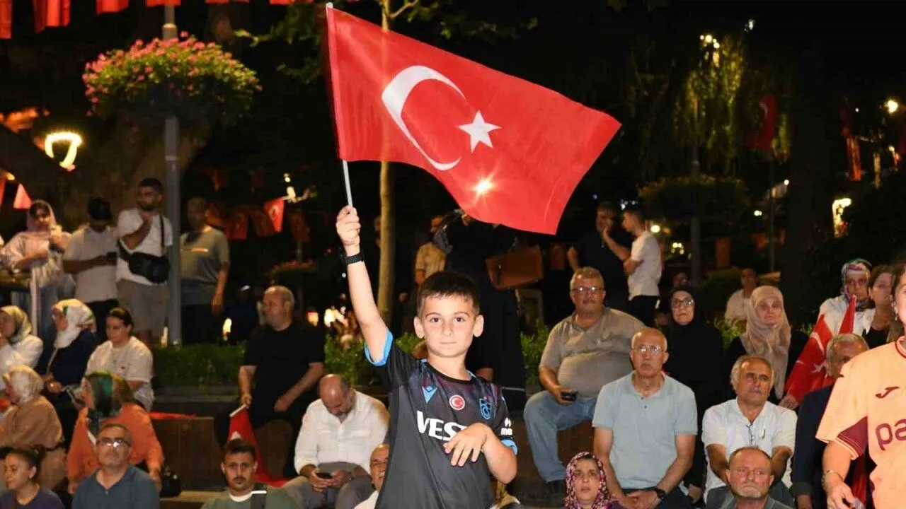 Trabzonda 15 Temmuz Demokrasi Ve Milli Birlik Gunu Anma Programi 20250715 A W497802