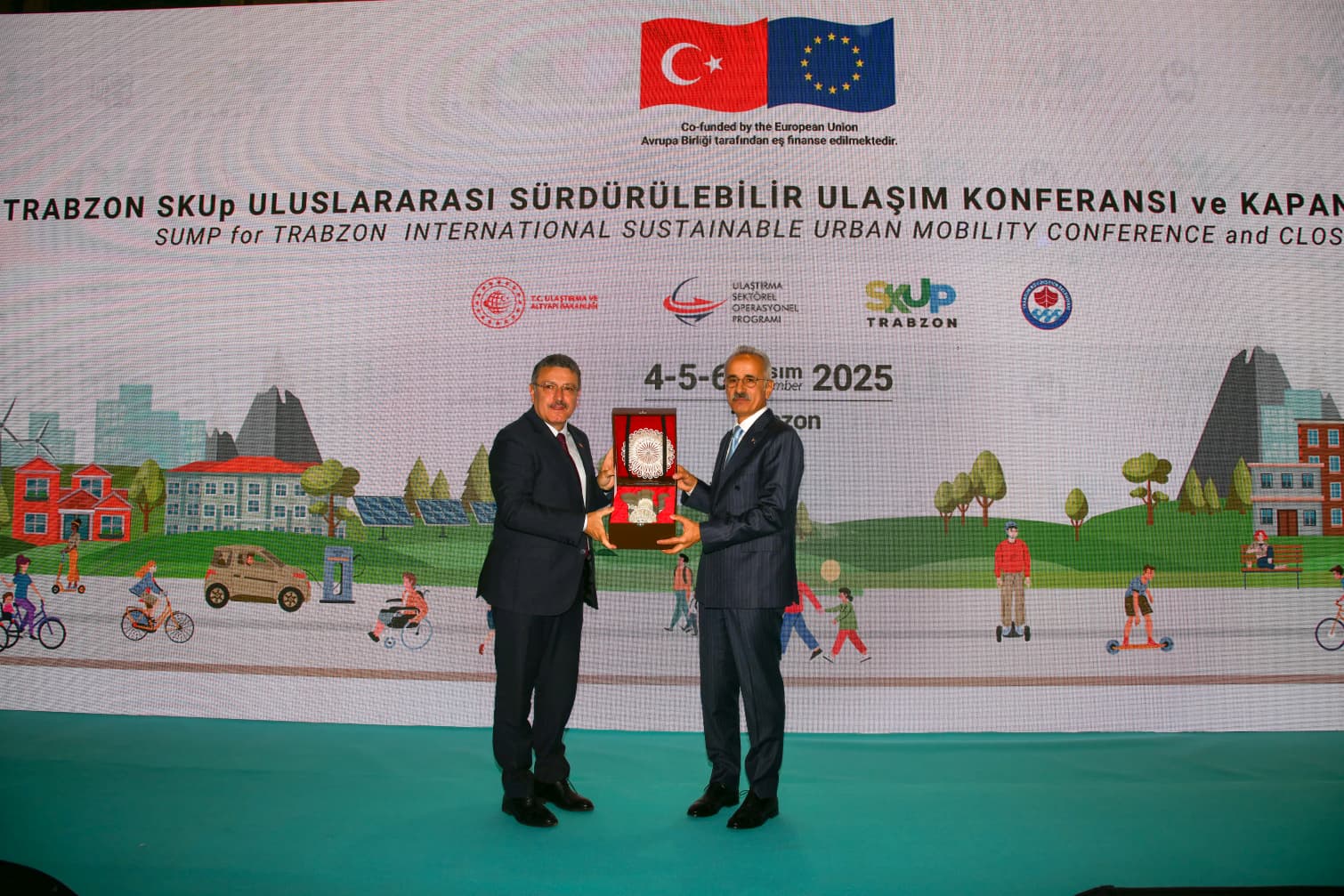 2E819089 4683 4655 91A1 C69Ed16F3C77