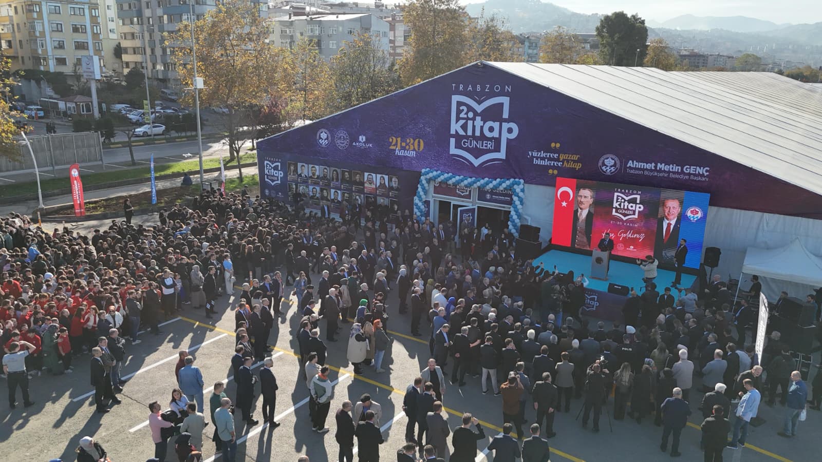 334F27Ca F3B0 4A84 87D8 E72E545E5E66