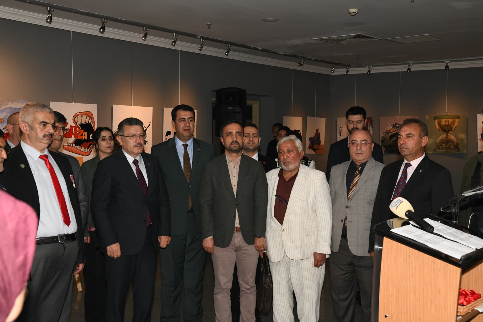 5166D485 4D94 40De B8C8 56Ea2Dd50566