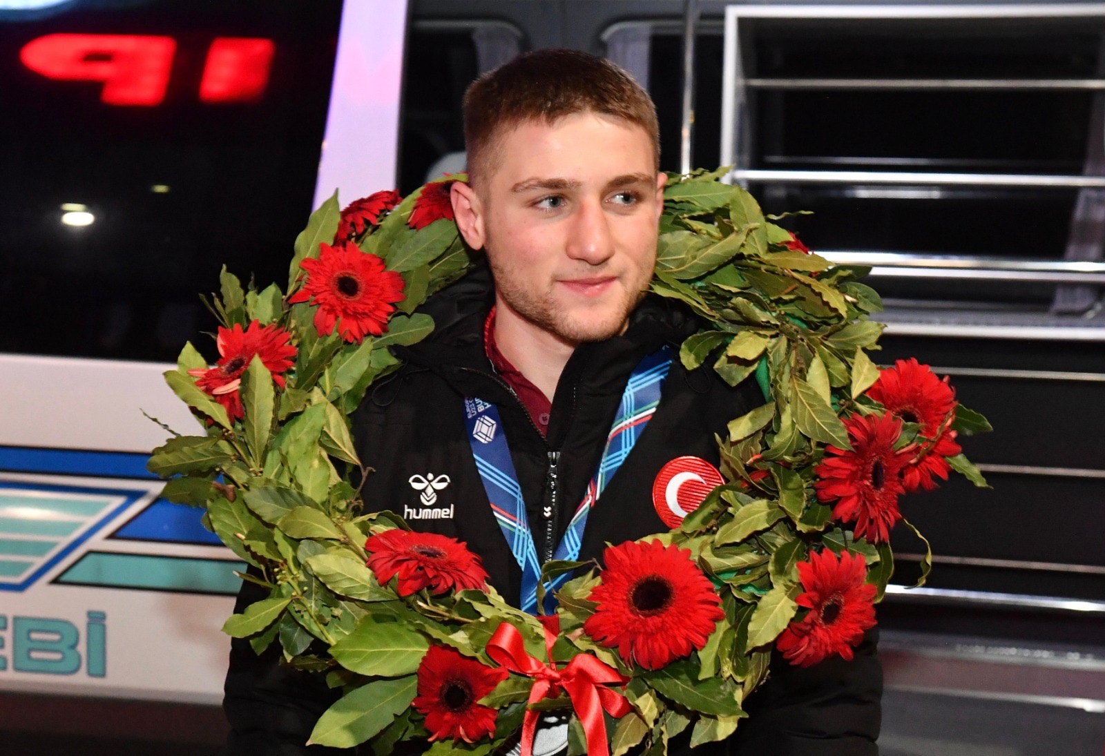 85D16D33 3C2E 4Bba 9Cc9 87085A93D16E