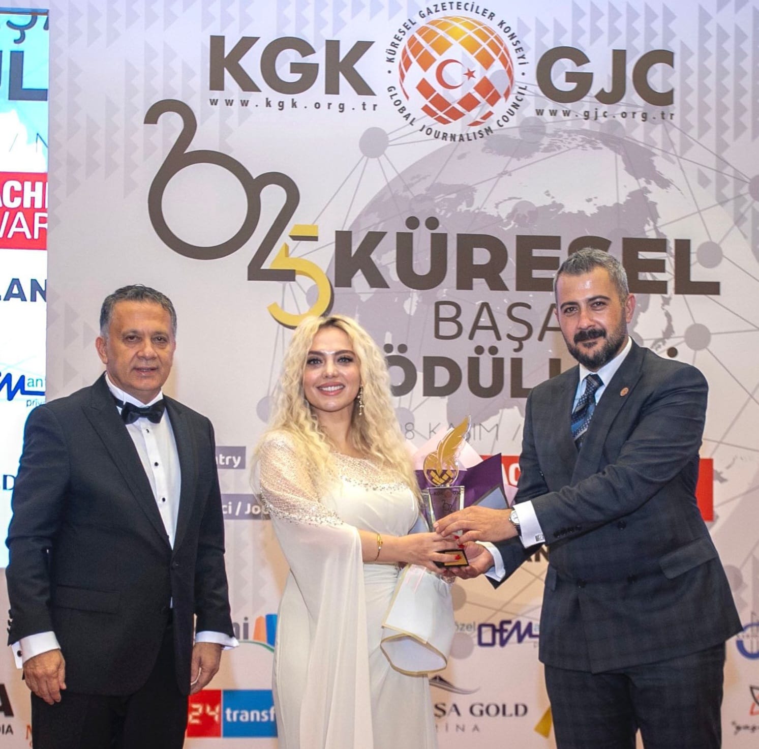 9A436Ba4 F3B5 4087 9D15 C238A1C9E28A