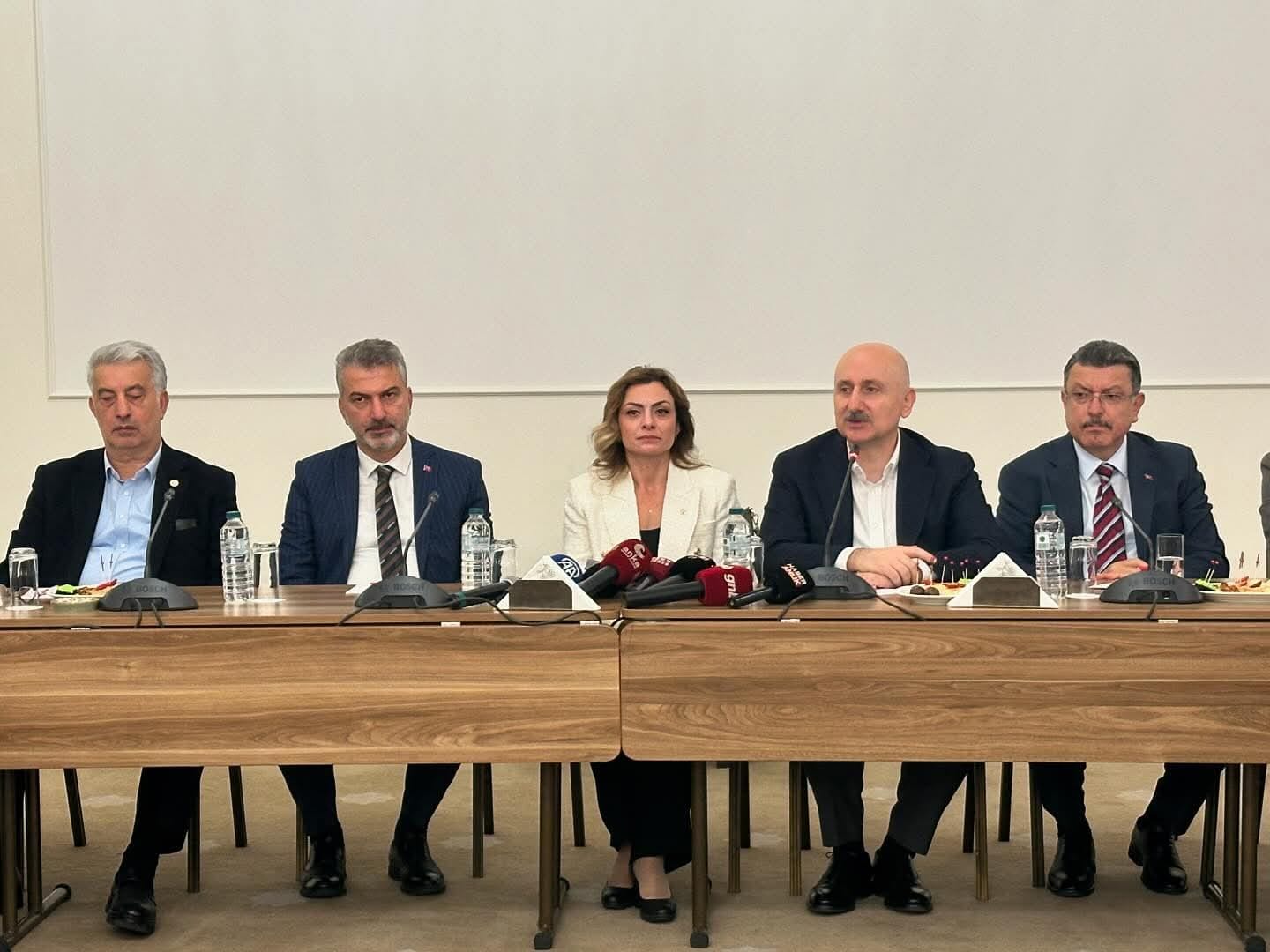 B40Df41D 51Ae 4Eec B102 686C13D1Ce2F