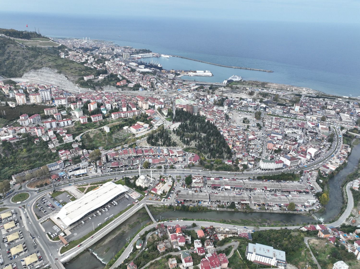 F7D85Dcb 9Dee 468A 9E44 Ac95Db7941Ec