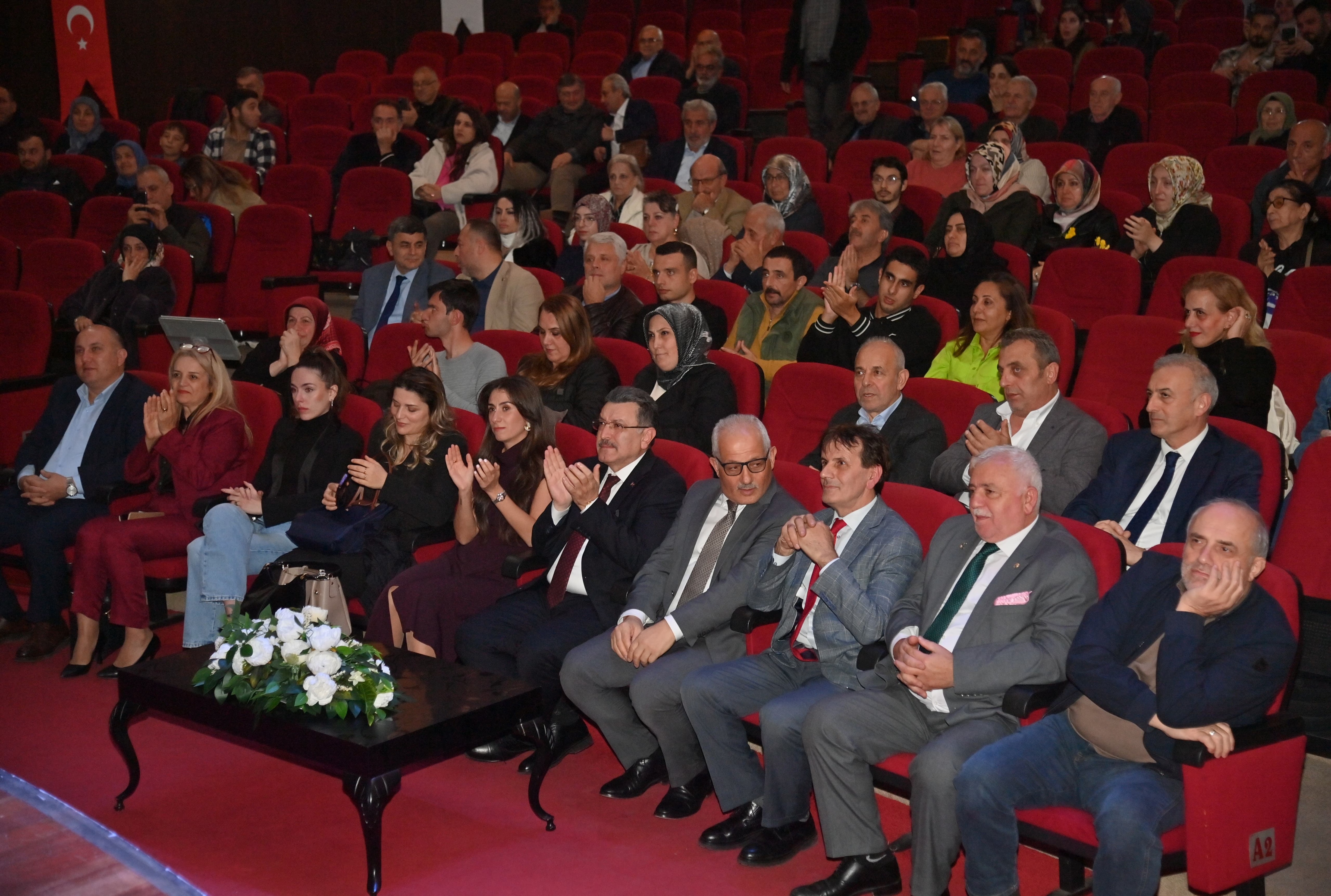 I M G 20251119 W A0018