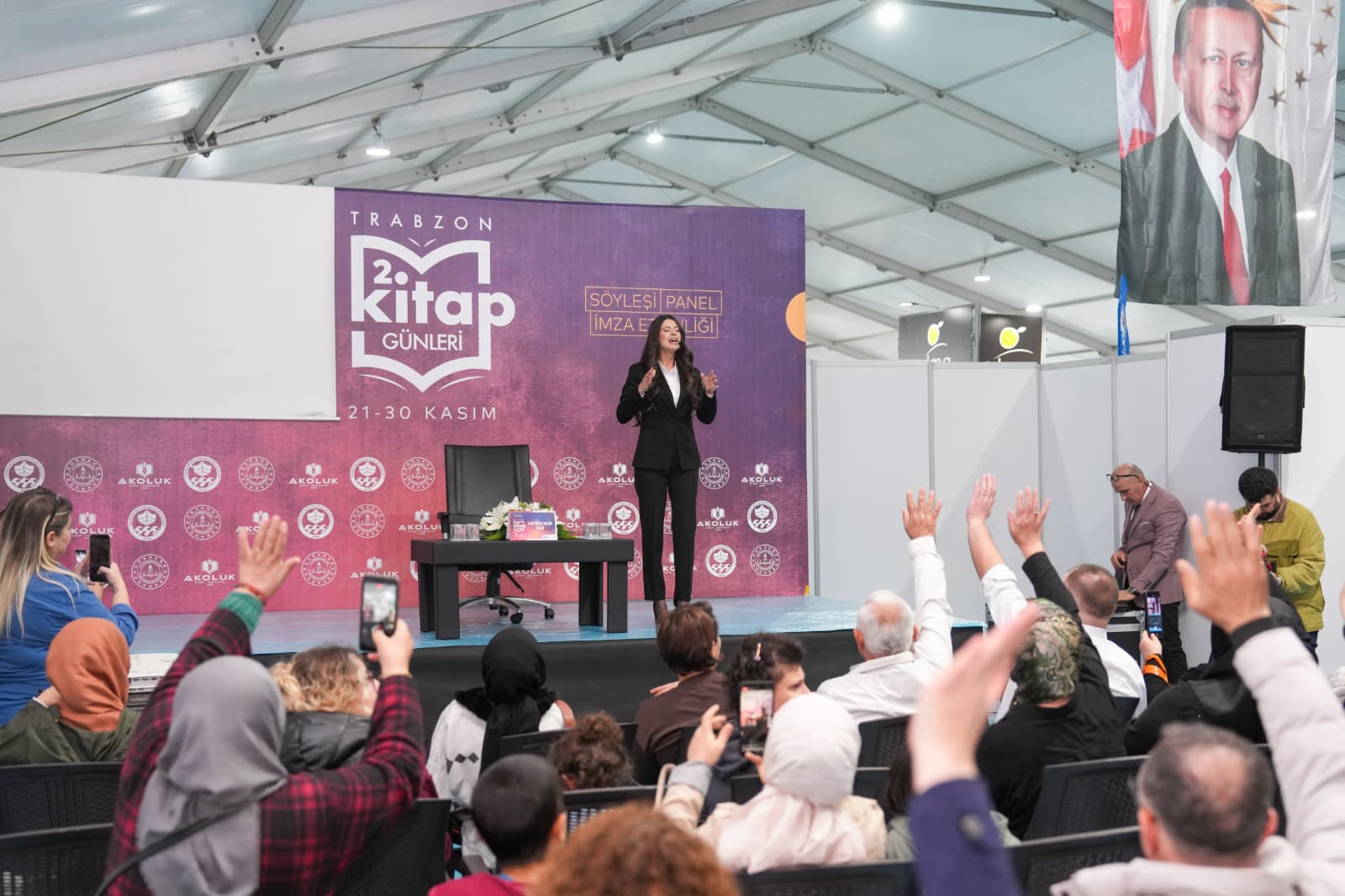 I M G 20251124 W A0022