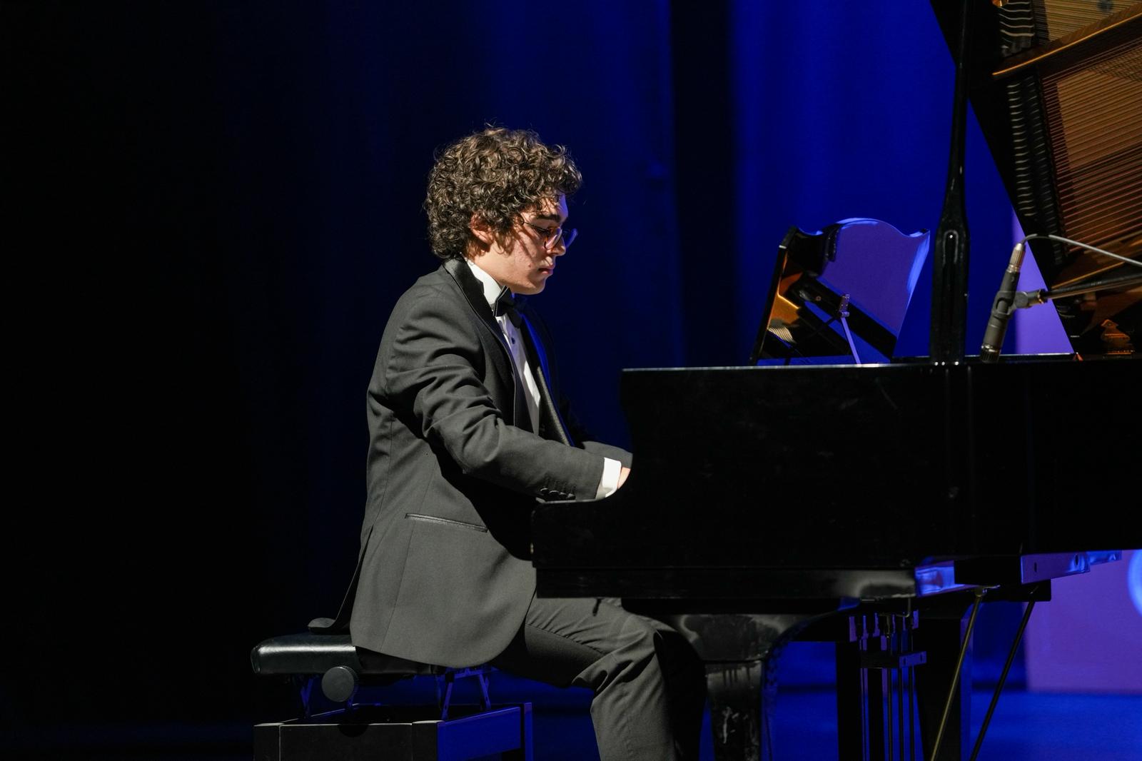 I M G 20251126 W A0018