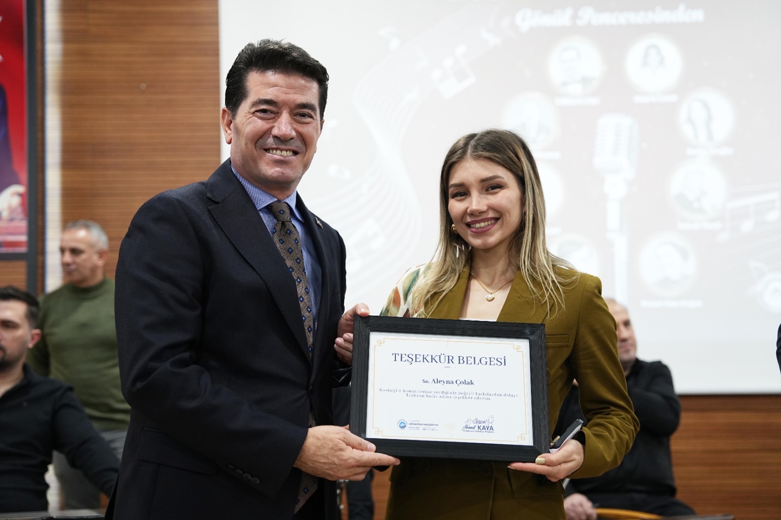 7B26D414 77D9 4A2A B99F 32E602A3F9Fa