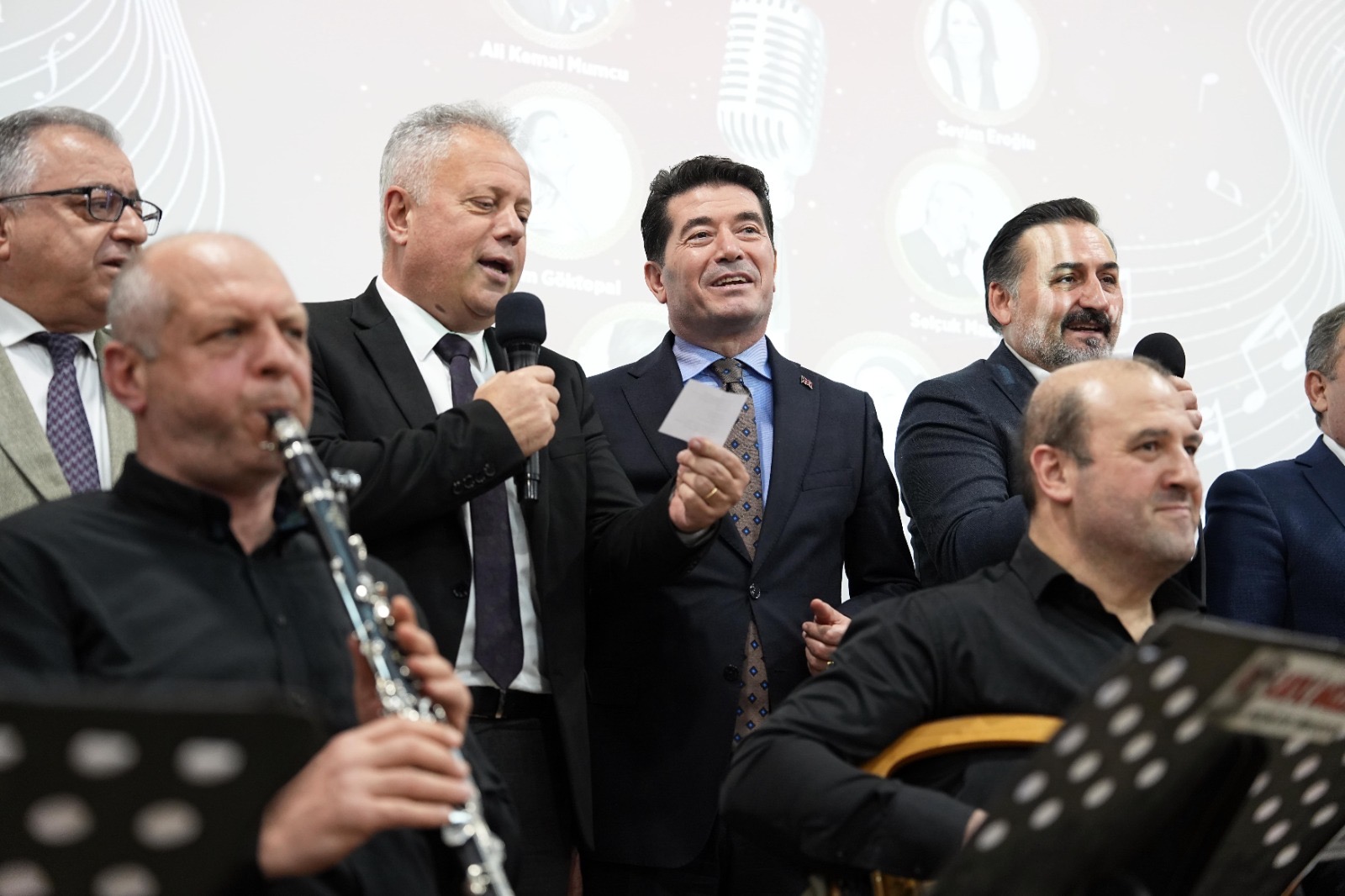 D5Fa852A 91Ae 48F8 B439 Ad3C3B88Dc07