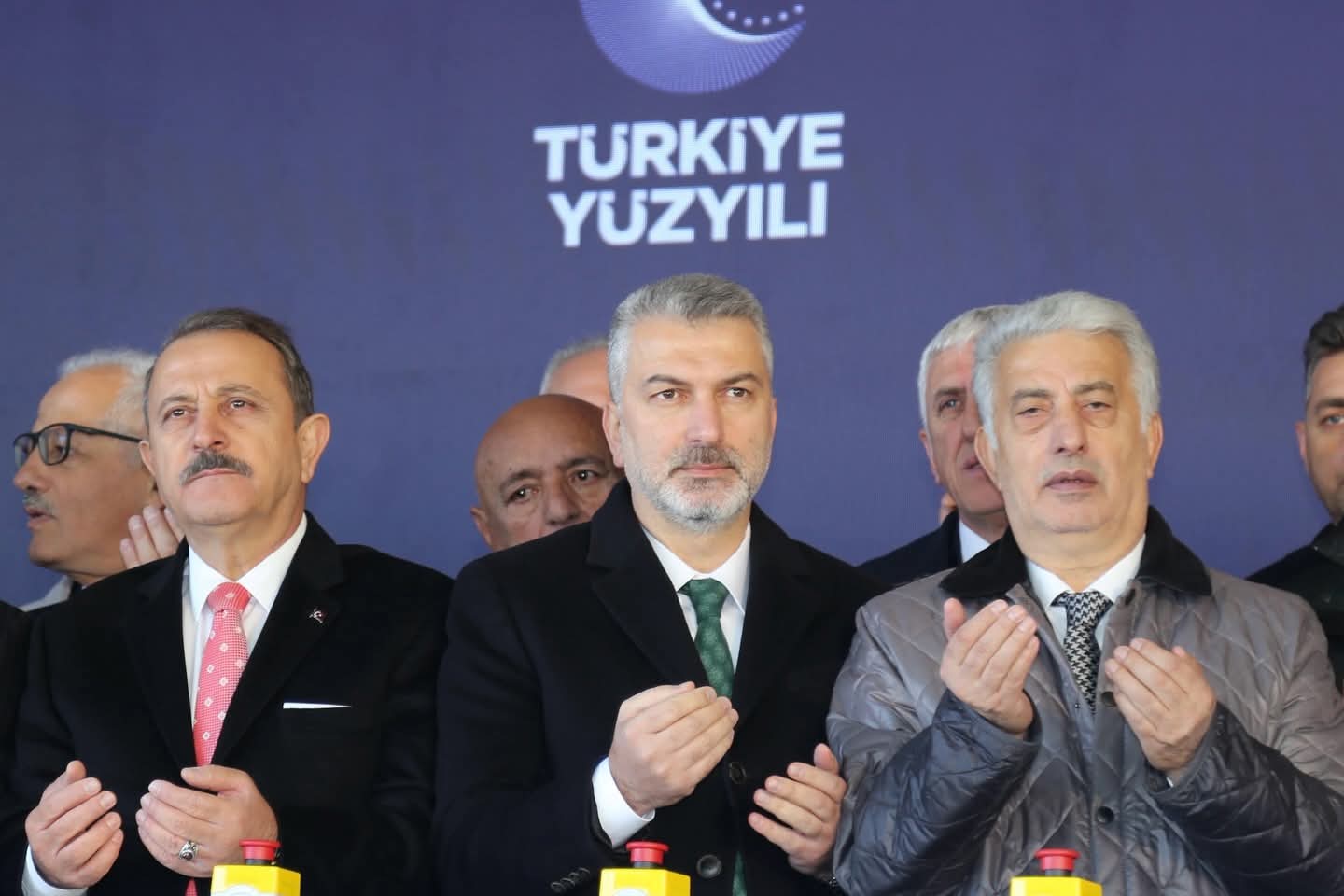 F B I M G 1764925996958