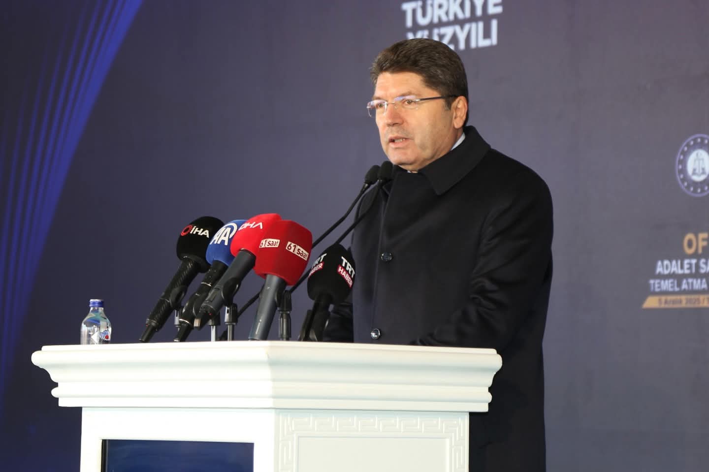 F B I M G 1764926001391