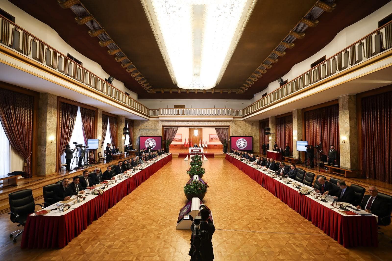 F B I M G 1771448685481