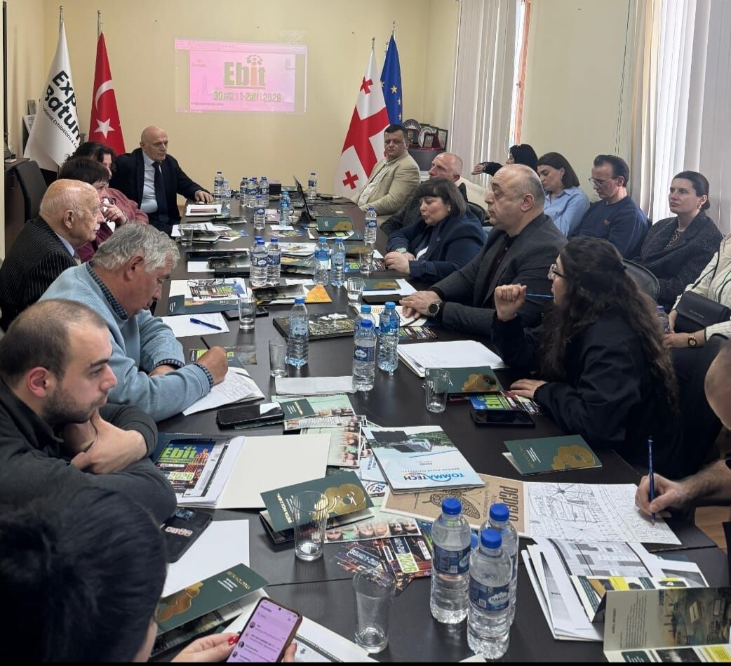 6C211F0F 09C6 4245 9A93 8A22Fcecda1C